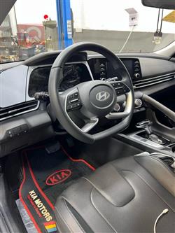 هیوندای ئەلەنترا